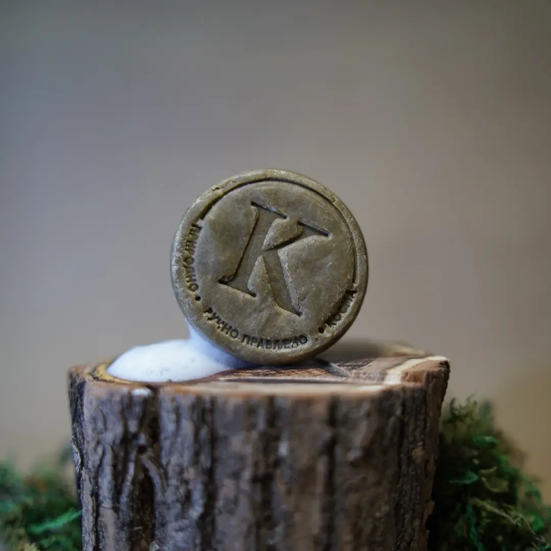 Čvrst šampon za rast i jačanje kose